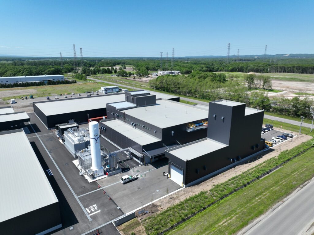 ベンチャーグレイン株式会社　苫小牧蒸溜所様<br>グレーンウイスキー蒸溜所の建設をサポート